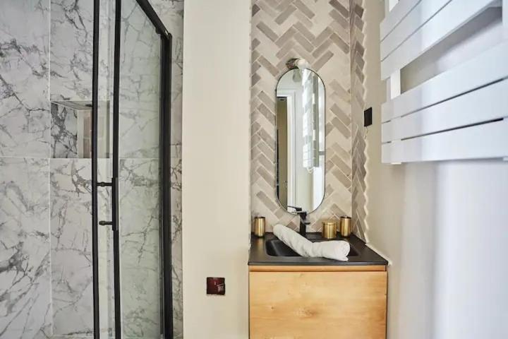 300 Suite Seb - Superb Apartment In Paris Luaran gambar